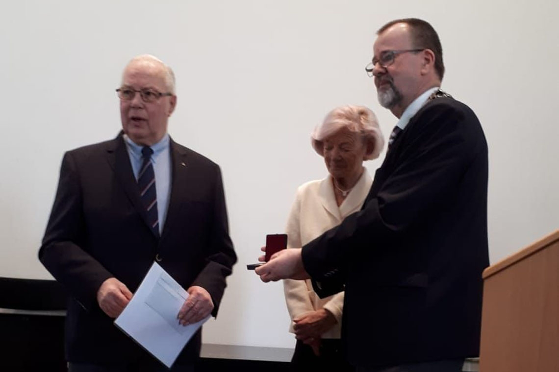 Eckhard Kiau mit der „Horst-Busch-Medaille“ ausgezeichnet! 